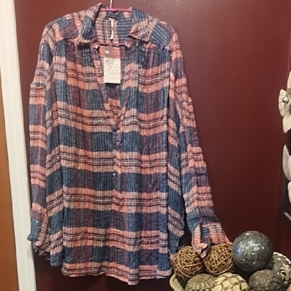 Free People Plaid Pink and Blue Long-Sleeve Women’s Button Shirt